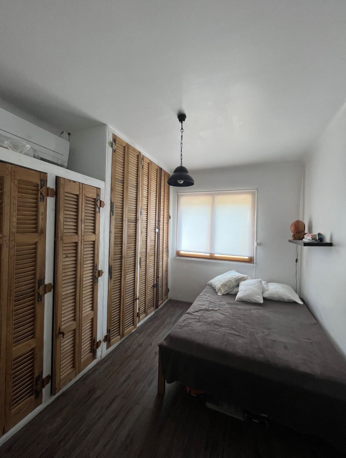 Maison avec jardin arboré de 2000 m et piscine