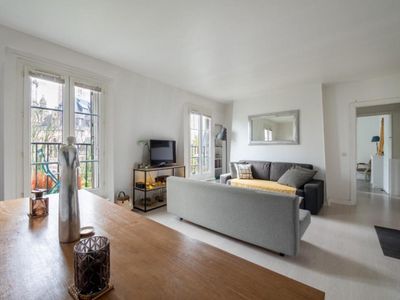 Beautiful Paris Apartment with Sacré Cœur View for Events