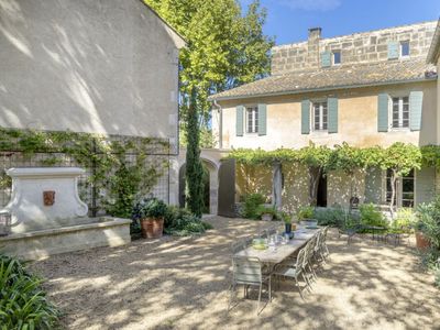 Domaine de Luxe à Saint-Rémy-de-Provence pour Événements & Vacances