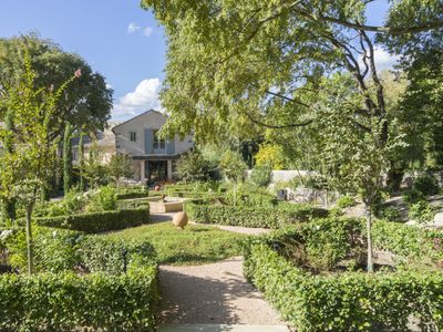 Domaine de Luxe à Saint-Rémy-de-Provence pour Événements & Vacances