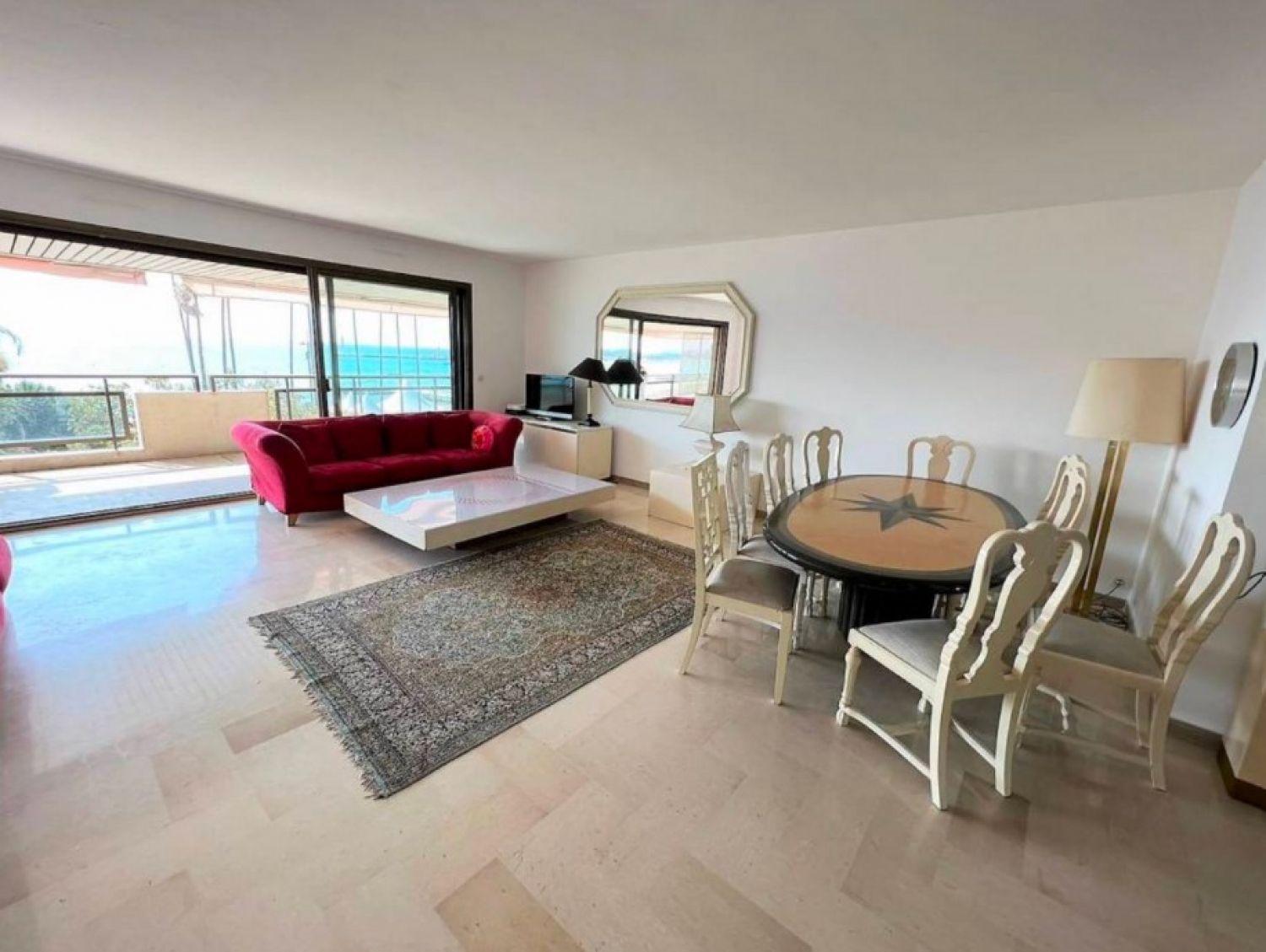 Luxury 4-Bedroom Beachfront Apartment with Sea View Terrace in Cannes