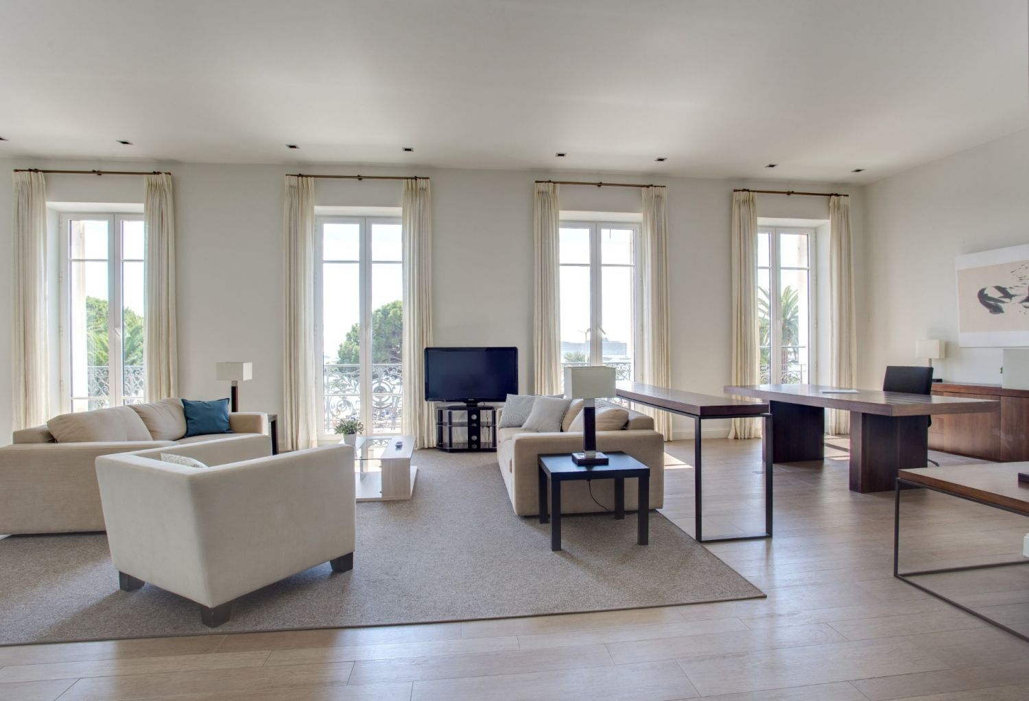 105 m² apartment on the Croisette