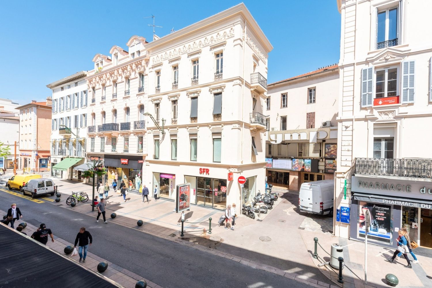 Cannes Residence Opposite Palais – 6 Apts, Events up to 30 Guests