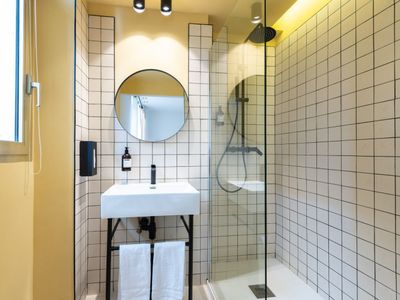 Cannes Apartment Opposite Palais – 4 Beds, Events up to 30 Guests