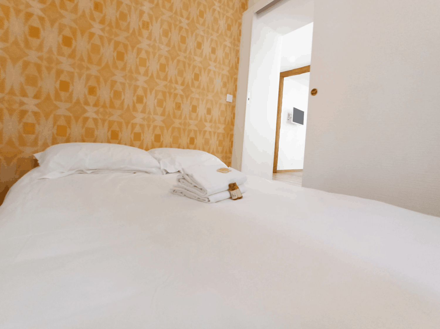 Appartement intimiste de 2 chambres à coucher avec balcon pour des événements privés