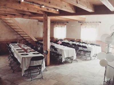 Party room 90 m2 with terrace near Avignon