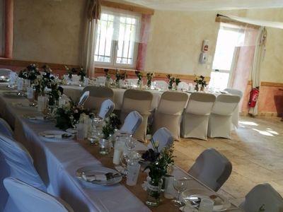 Party room 90 m2 with terrace near Avignon