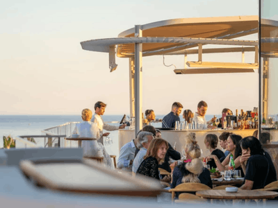 Cannes Rooftop with Sea View – Events up to 100 Guests in Le Suquet
