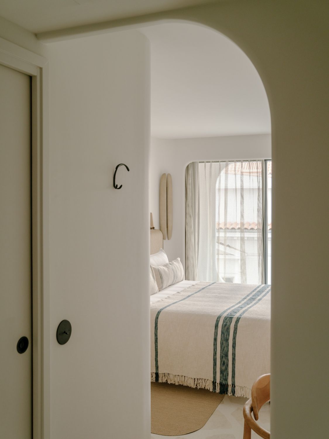 Suite élégante à Cannes avec balcon et espace de réunion au Suquet