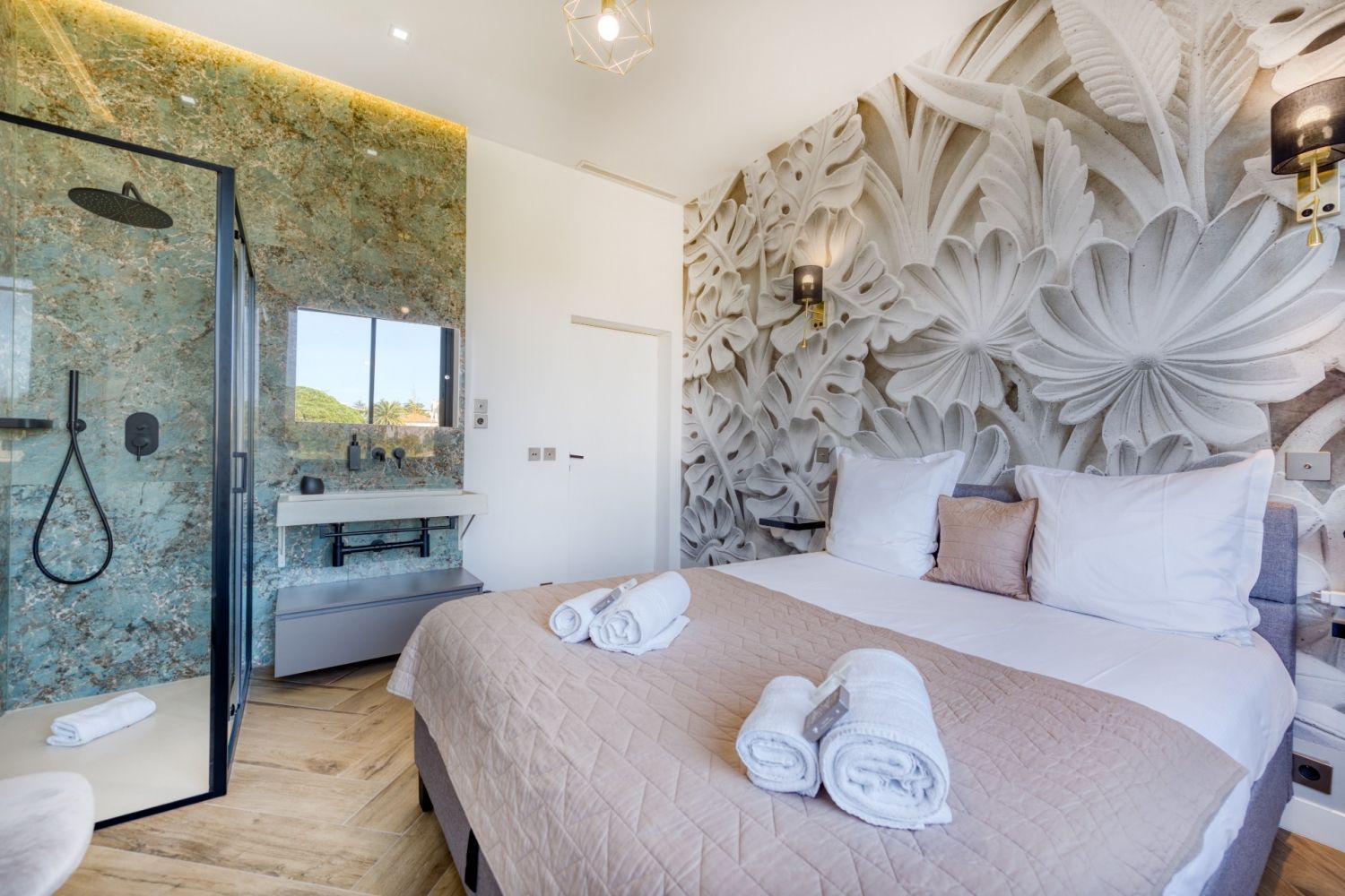 Luxury Cannes Villa Near Croisette – Pool, Garden, Events up to 30
