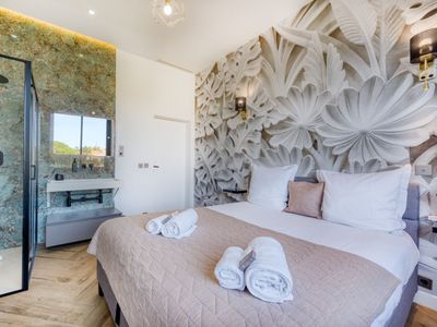 Villa élégante près de la Croisette avec piscine et jardin pour les événements de Cannes