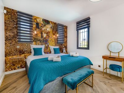 Luxury villa 270 m2, near the Croisette