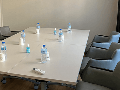 Cannes Meeting Room Near Croisette – 33m², Up to 32 Guests