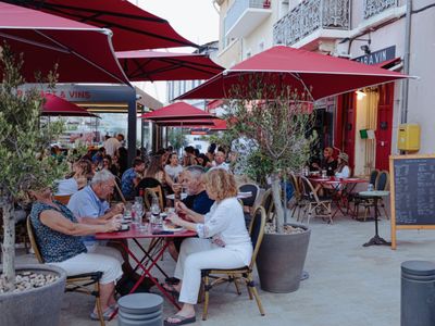 Terrace and pergola on the old port