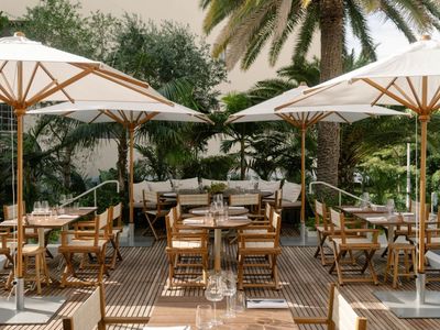 Restaurant near the Croisette