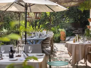 Jardin Secret et ses terrasses en restanque