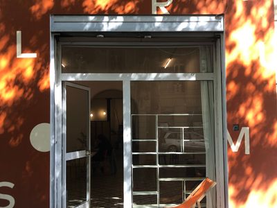 Atypical art gallery 68m2