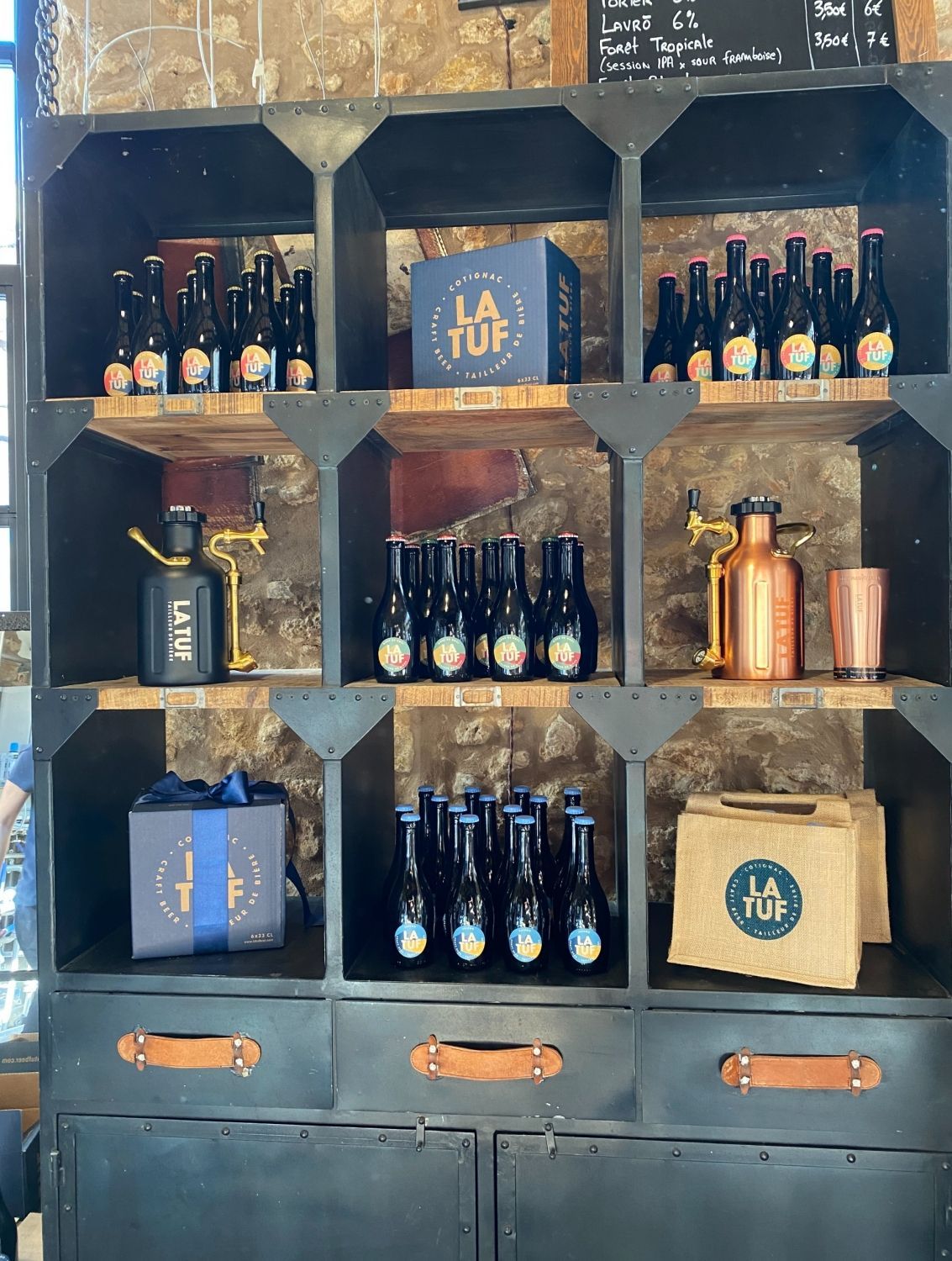 Brasserie artisanale et bar convivial à Cotignac