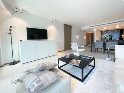 Luxury 2-Bedroom Apartment on La Croisette – Events up to 30 Guests