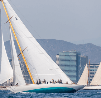 Vintage Racing Yacht