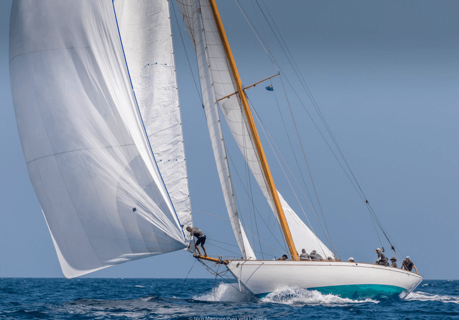 Vintage Racing Yacht Cannes – Charters & Events up to 14 Guests