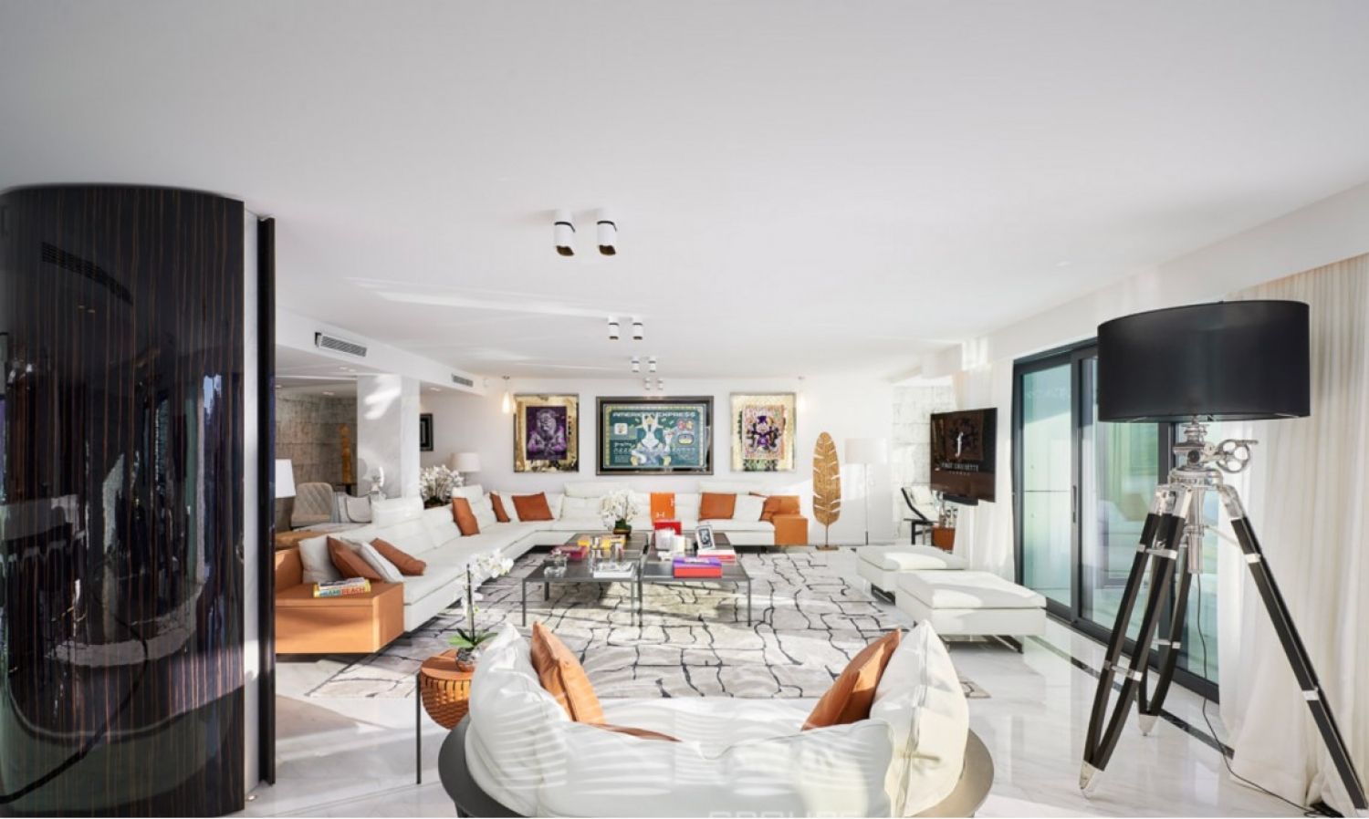 Luxury 6-Bedroom Cannes Apartment – Sea View, Events up to 80 Guests
