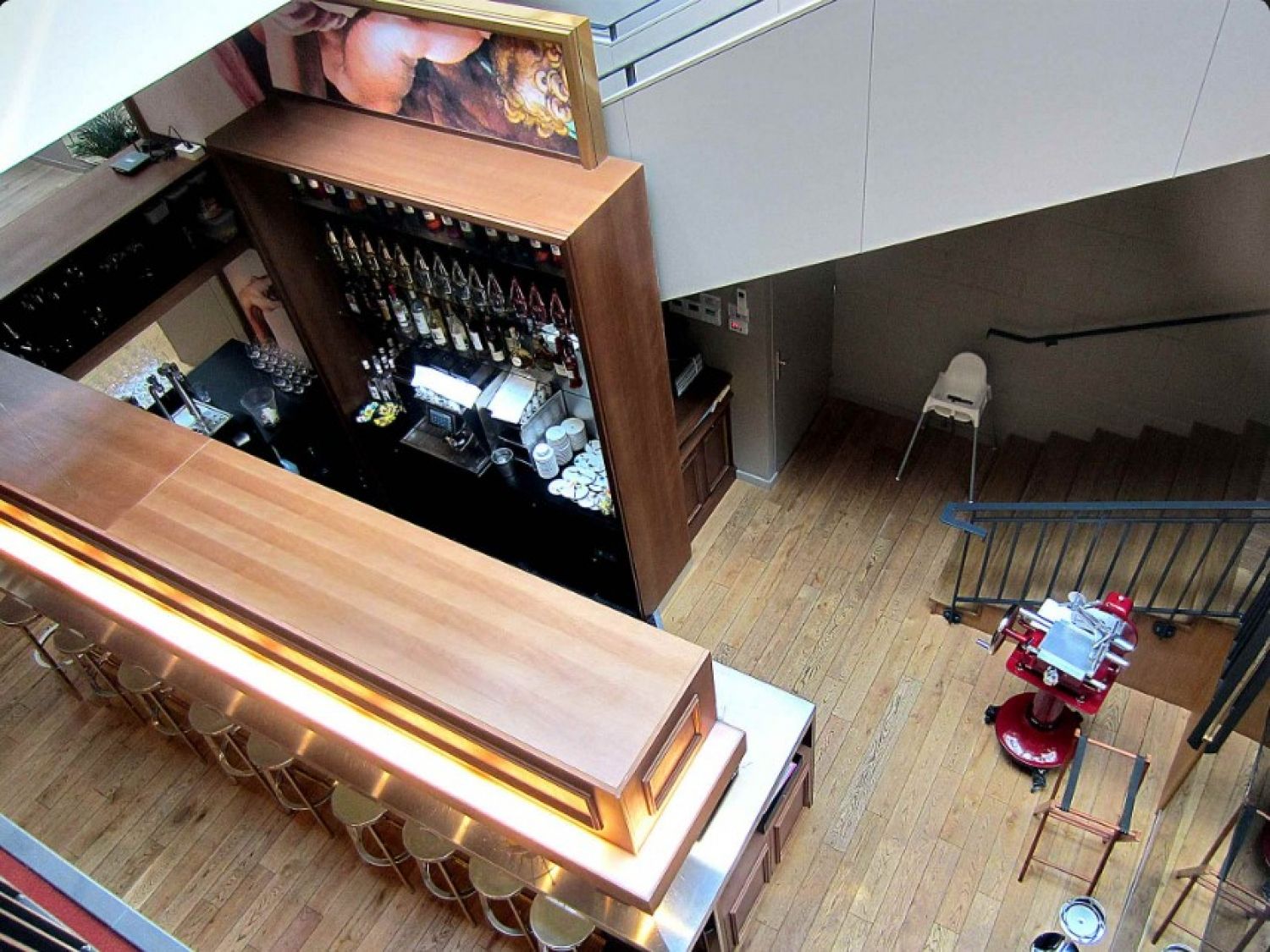 Salle déco italienne sur deux niveaux 