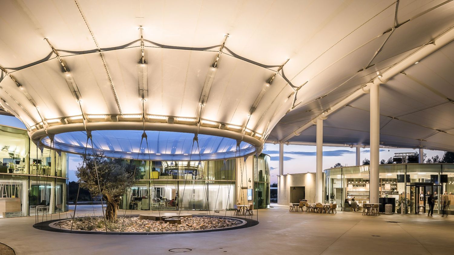 Event space in the middle of nature
