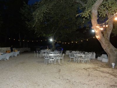 Château en Provence entre vignes et forêts