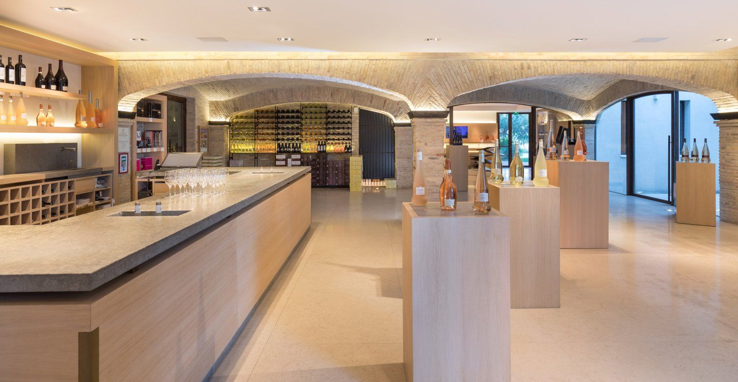Wine Chateau Cru Classé with conference room