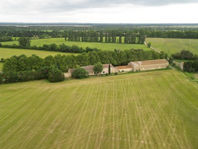 Mas provençal in the heart of the Alpilles - 20-hectare farming estate