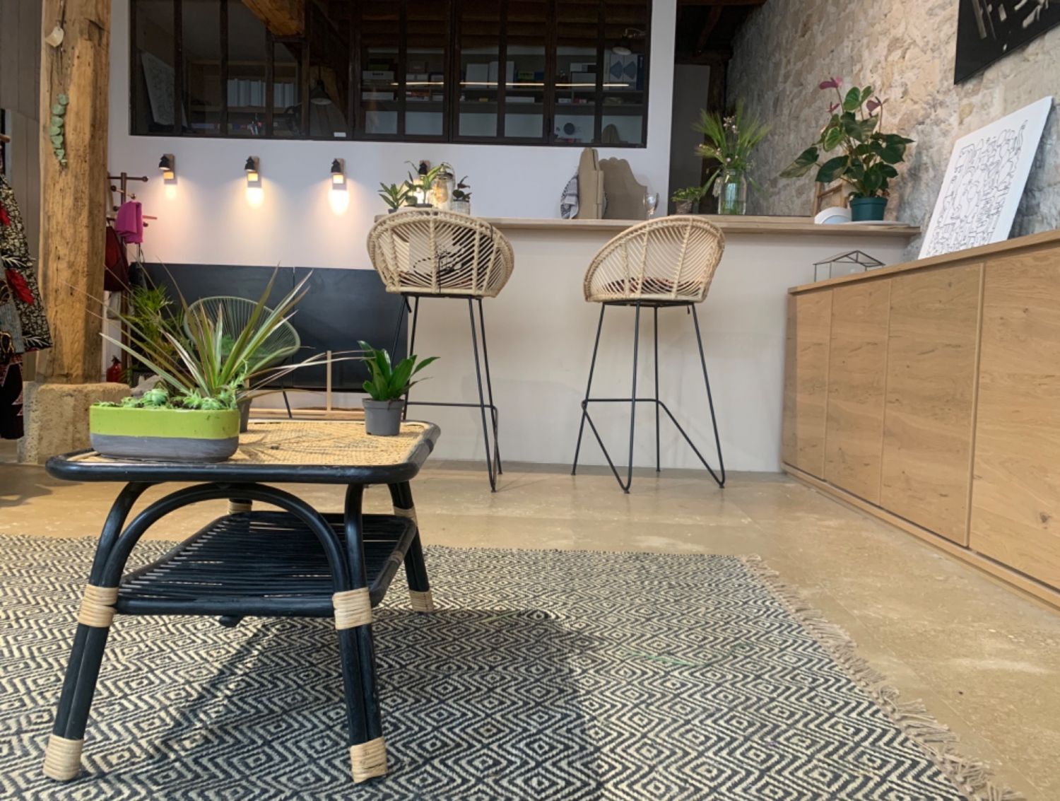 Charming Former Upholsterer's Workshop in Paris 11th Arrondissement