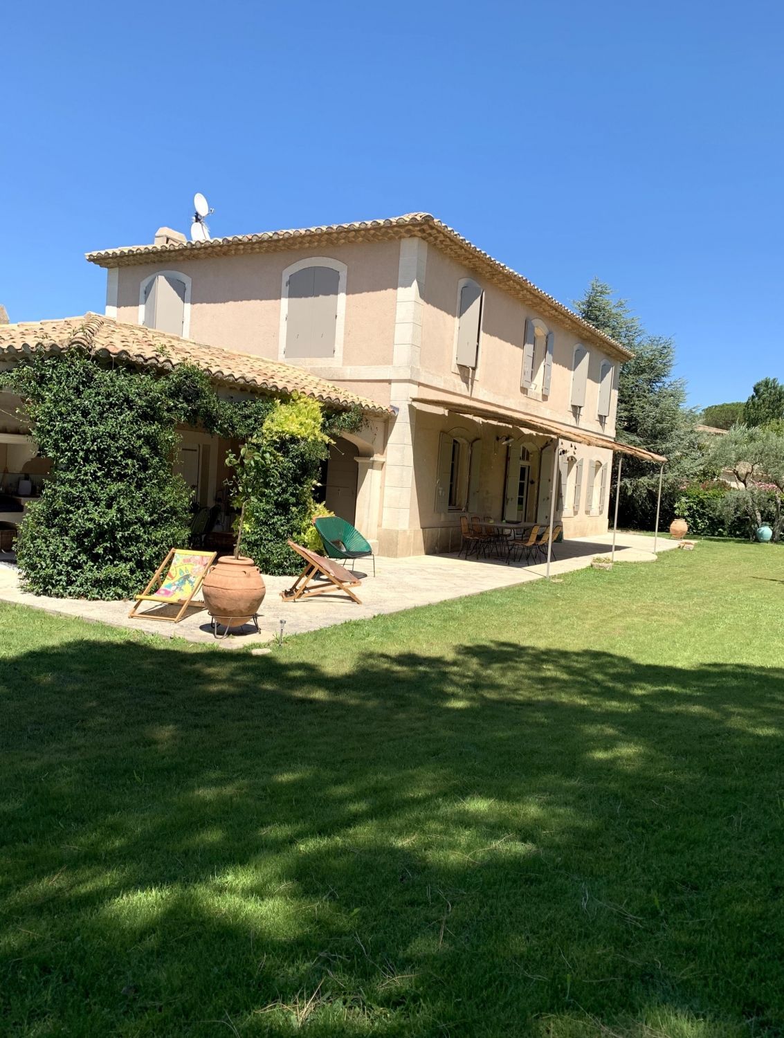 Bastide 240 m² avec piscine