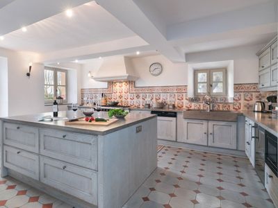 Splendid Manor from 1830