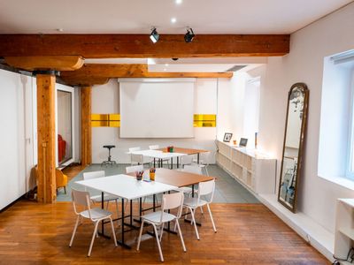 Atelier divisible en deux salles