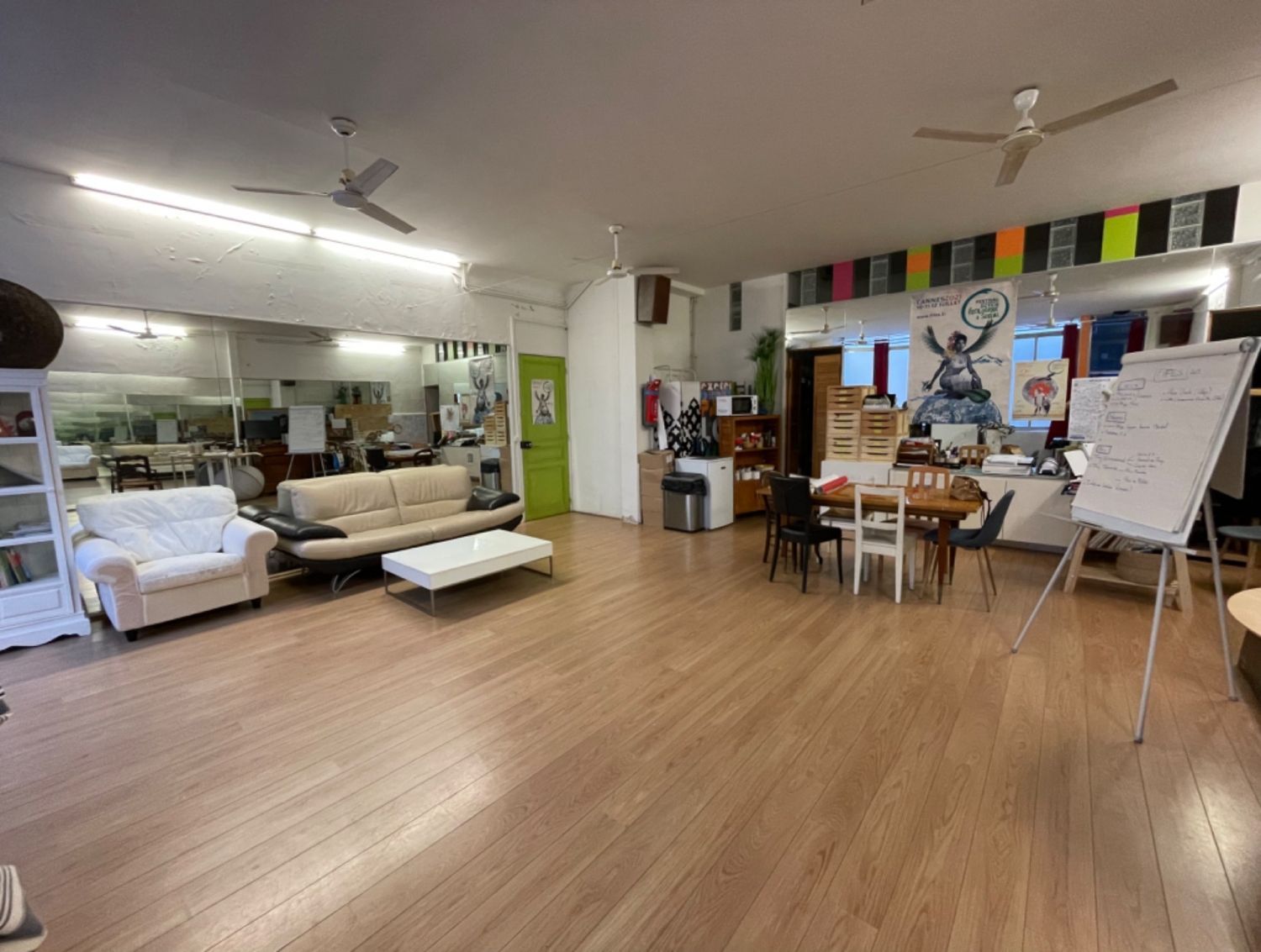 Versatile Meeting or Yoga Studio Cannes – 50m², Up to 50 Guests