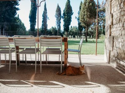 Provencal farmhouse with services and swimming pool