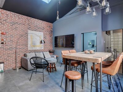 Magnificent industrial loft in the heart of Cannes
