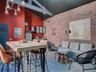 Magnificent industrial loft in the heart of Cannes