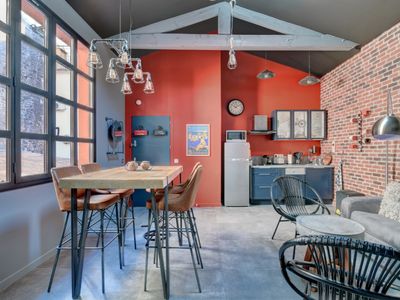 Magnificent industrial loft in the heart of Cannes