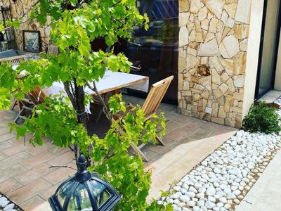 Provençal country house with swimming pool