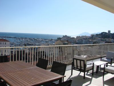 Seaview Rooftop Apartment Cannes – 2 Terraces, Events up to 50 Guests
