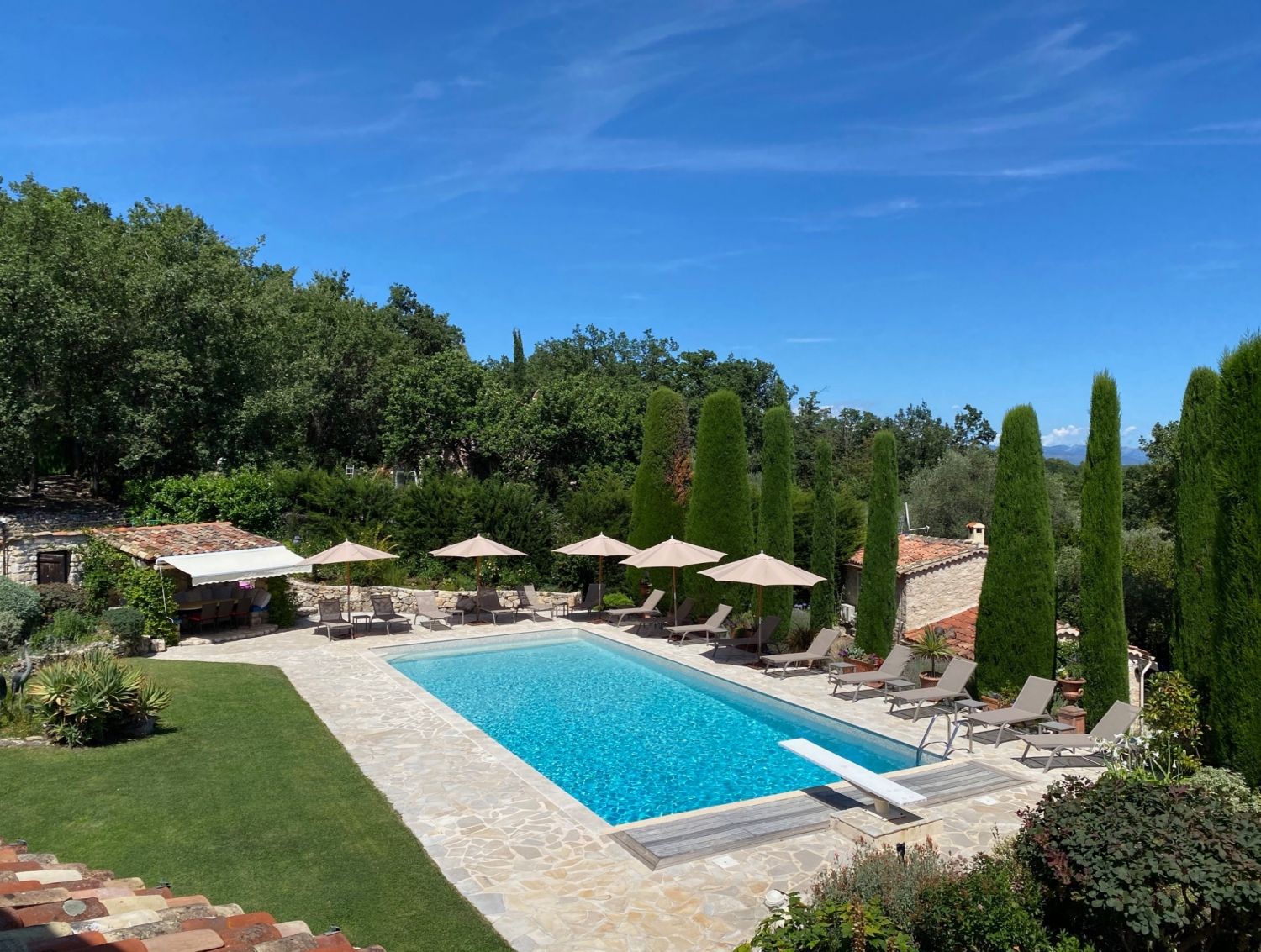 Provencale Family Home - Large Pool - Seaview