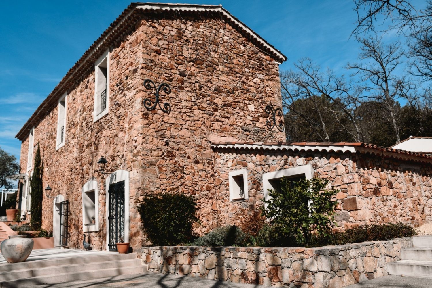 Stone Built Bastide near Canyon and Route des Vins 