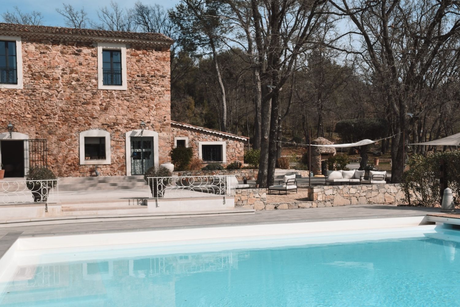 Stone Built Bastide near Canyon and Route des Vins 