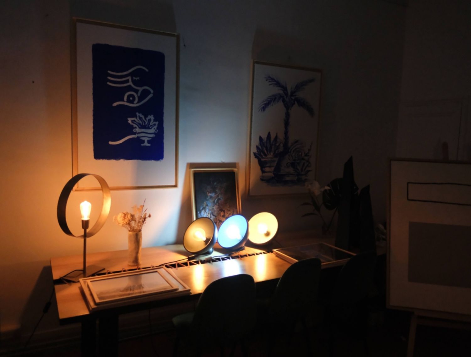 Art gallery - two atypical spaces