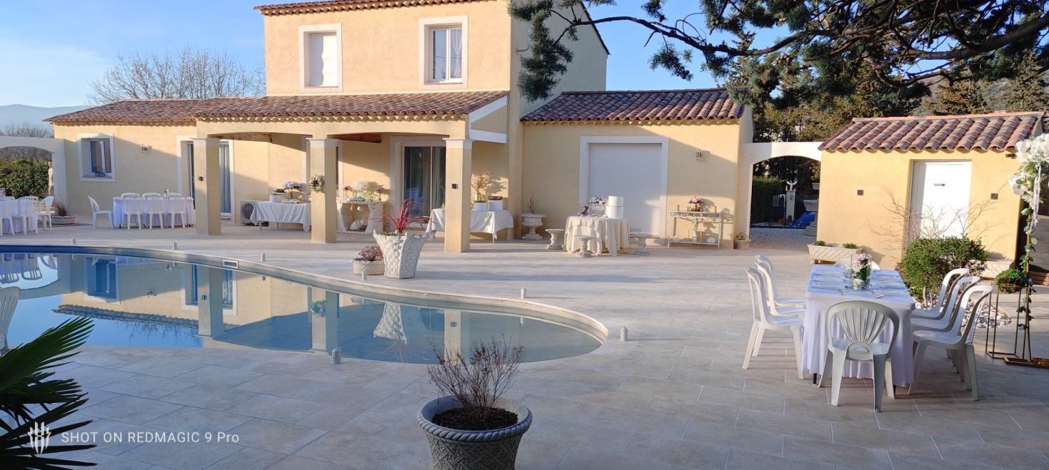 Garden Venue with Pool and Terrace for Events up to 50 Guests