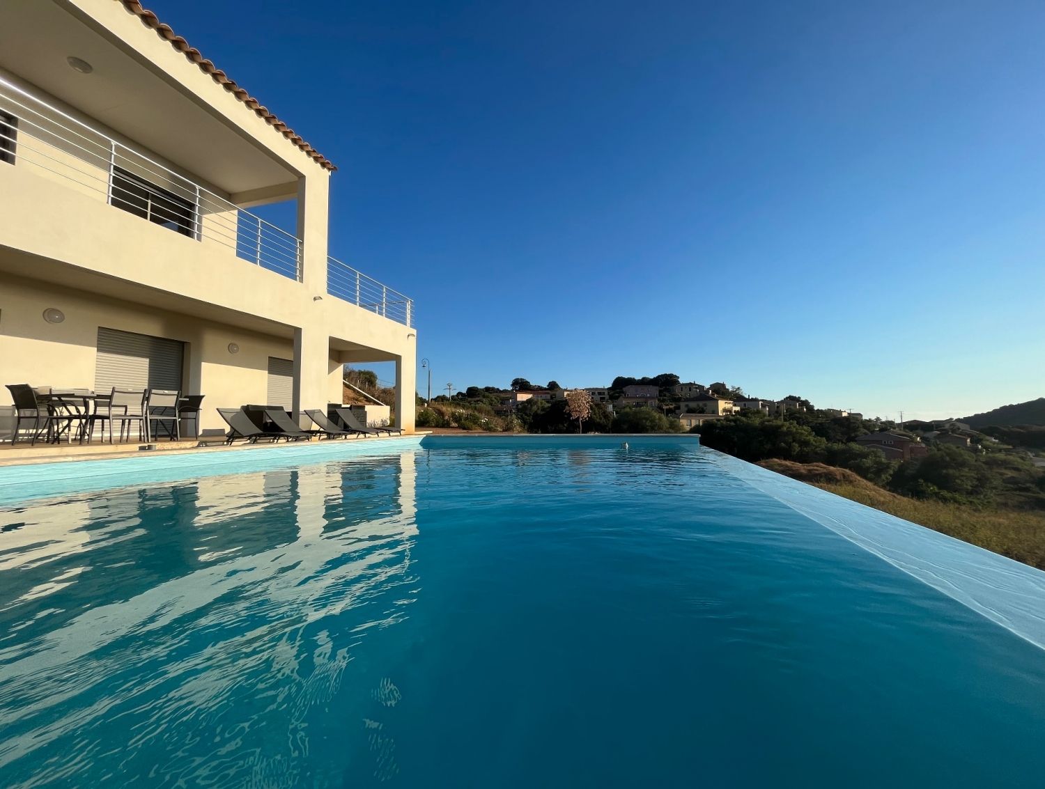 350 m² house with swimming pool and exceptional view