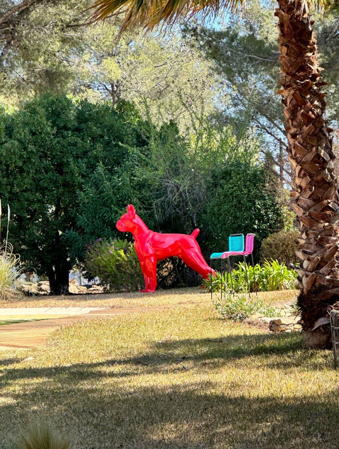 Domaine avec piscine et un grand parc