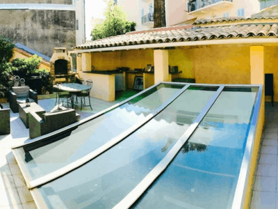 Cannes 4-Bedroom Apartment with Terrace – 5 Min from Palais, Events up to 60